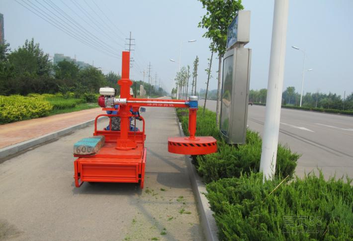 小型綠籬修剪機(jī).jpg